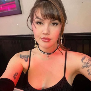 Telegram channel Daisy Taylor logo