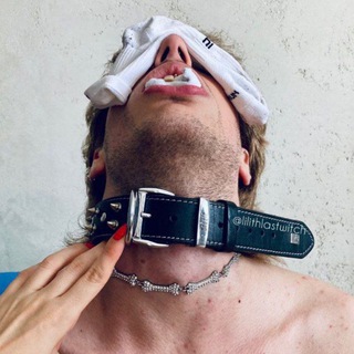 لوگوی کانال تلگرام footslave_4u — 𝘍𝘖𝘖𝘛𝘚𝘓𝘈𝘝𝘌 _4𝘜