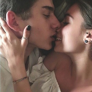 لوگوی کانال تلگرام gif_liove — گیف لاو رمانتیک عاشقانه