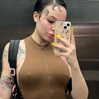 Telegram channel Инстасамка Instasamka Онлифанс Onlyfans слив Дарья Евгеньевна Зотеева песни музыка logo