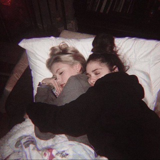 لوگوی کانال تلگرام lced_milk — 𝙇𝙄𝙏𝙇𝙀 𝙈𝙊𝙊𝙉💞 🦋