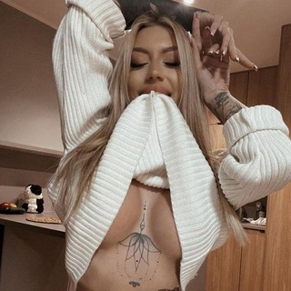 Логотип телеграм канала @musiccar21 — Музыка 2023 Новые Треки Новинки Фильмы Kizaru Новая Музыка Треки Фото Девушки Новости Россия Украина