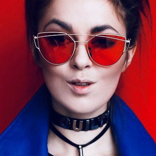 Логотип телеграм канала @otroschenko_live — в постели с Юльдмитревной